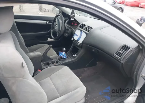 2005 Honda Accord 2.4 Lx z USA, uszkodzony, nr VIN 1HGCM71345A015445